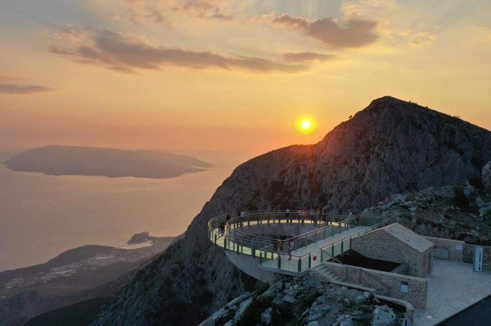 Villa Bougenvilia Tomas Tučepi Dış mekan fotoğraf