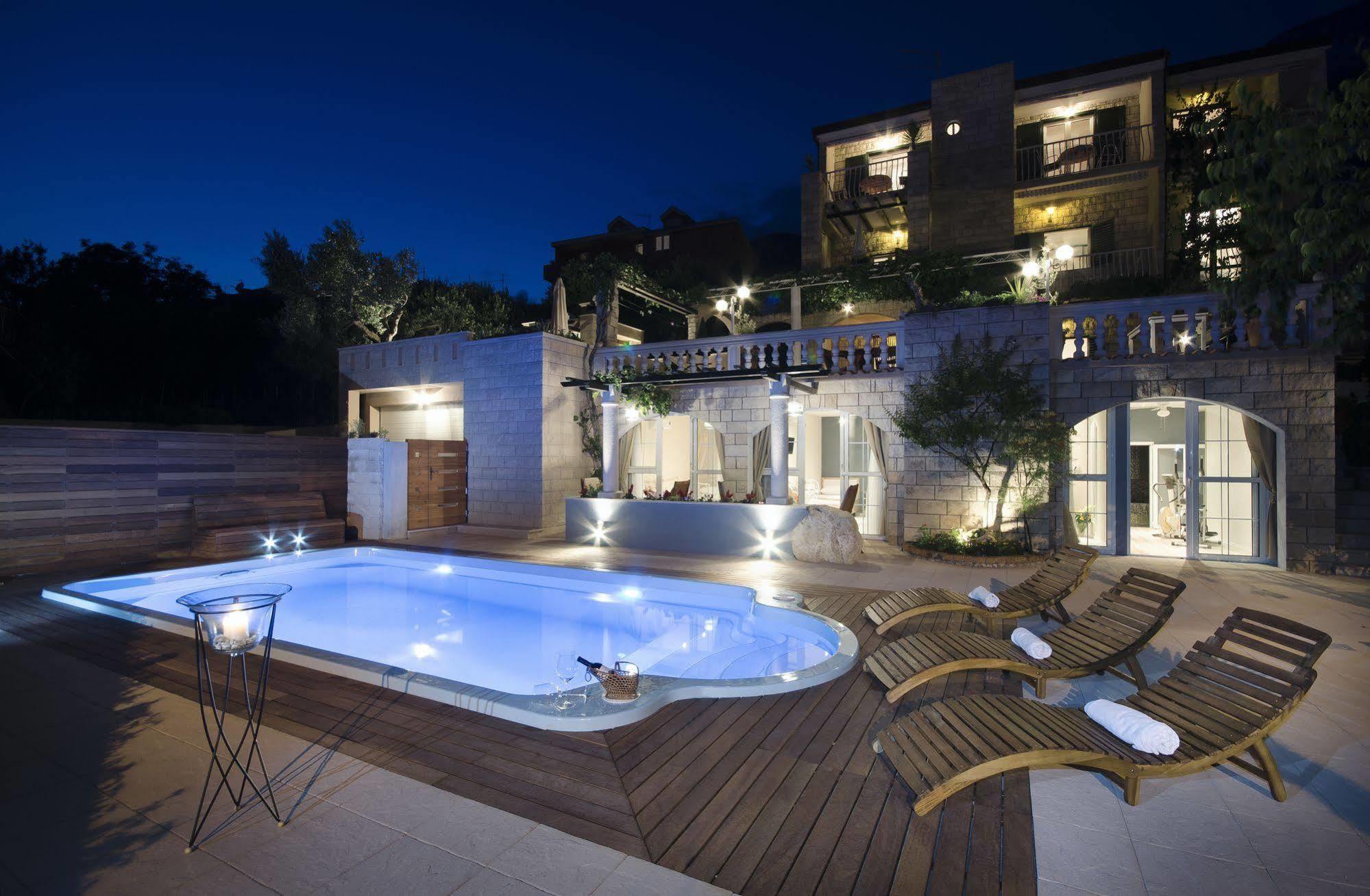 Villa Bougenvilia Tomas Tučepi Dış mekan fotoğraf