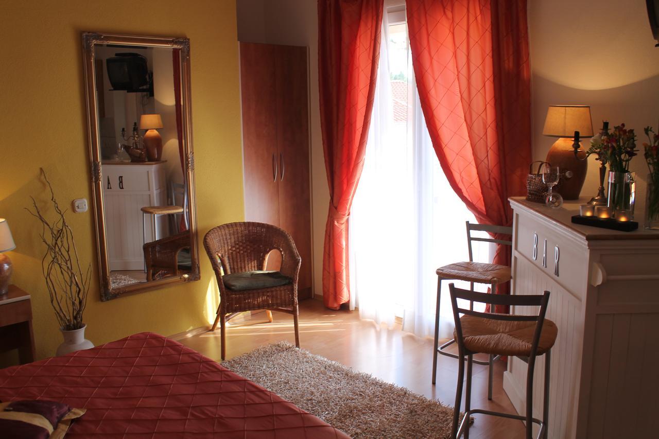 Villa Bougenvilia Tomas Tučepi Dış mekan fotoğraf